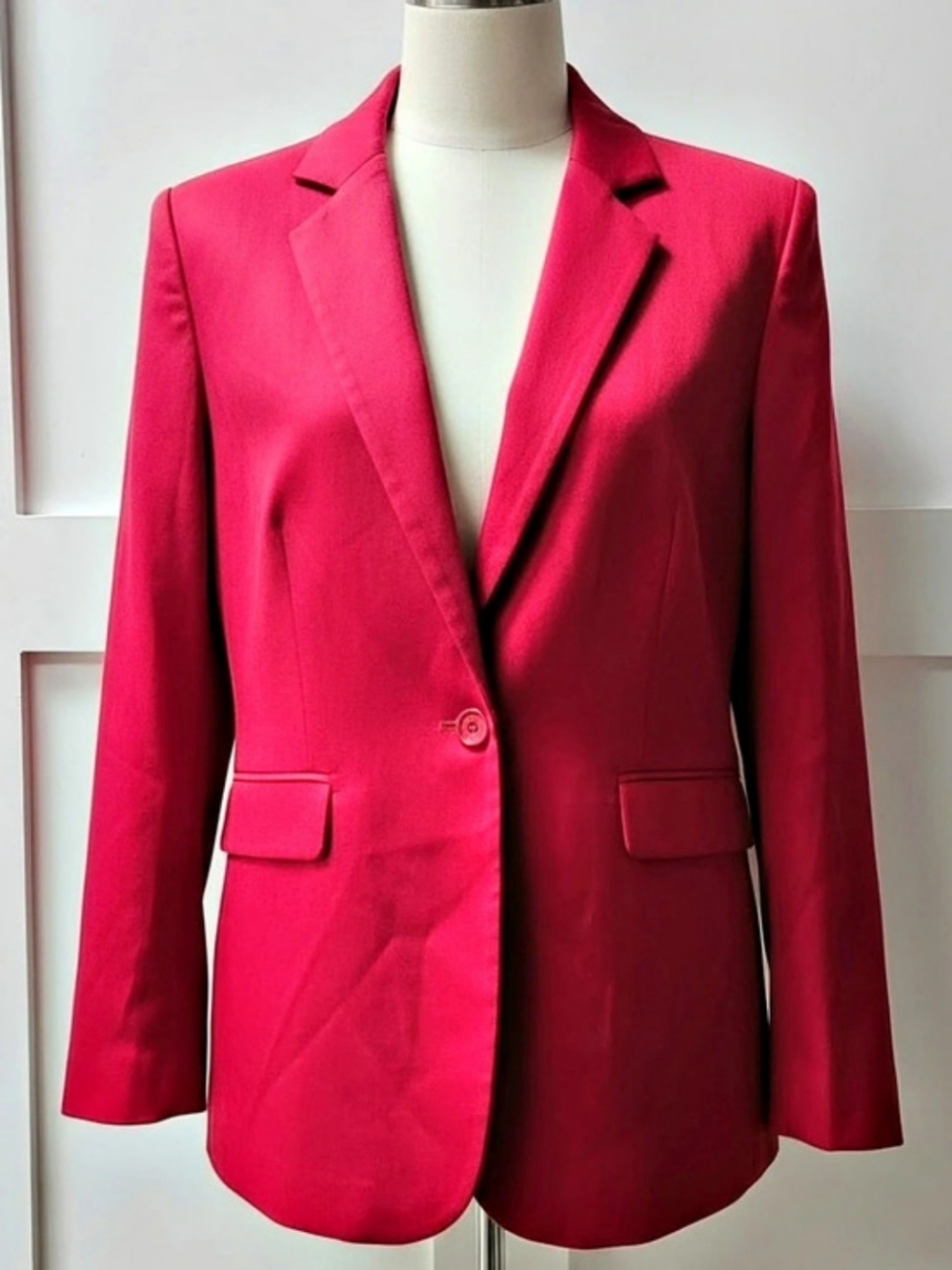 SUCOLAN Blazer in Red Size Large Like New